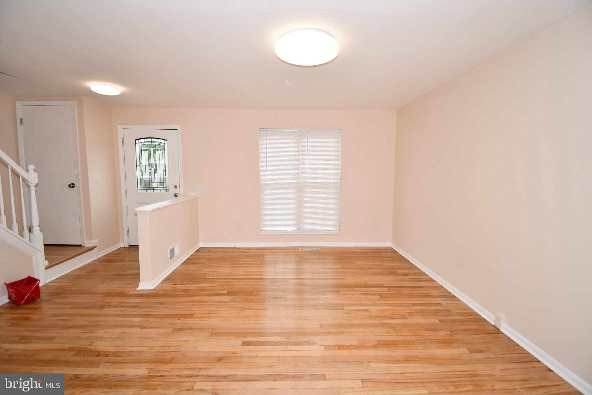 1666 Colonial Way Frederick, MD 21702 - Photo 9 of 62 Spacious, sunlit living area awaits you.