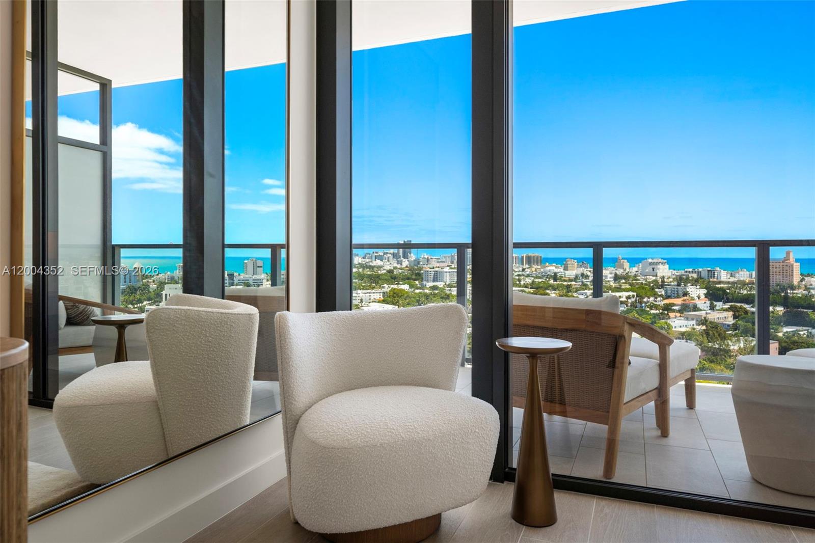 500 Alton Road, Unit 1707 Miami Beach, FL 33139 - Photo 14 of 52 Gallery Image 14