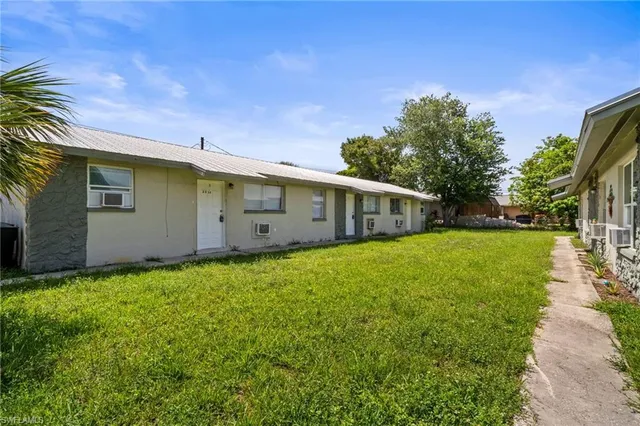 $449,900 | 3215 Jeffcott Street, Fort Myers, FL 33916