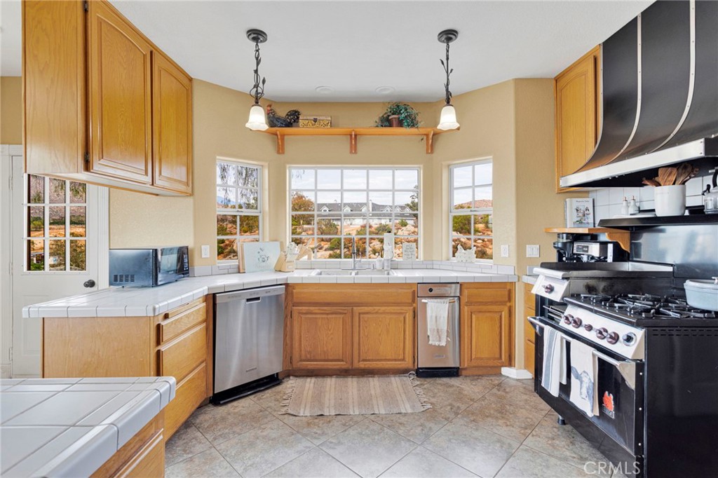 31120 Kelstar Road Hemet, CA 92544 - Photo 13 of 72 Gallery Image 13