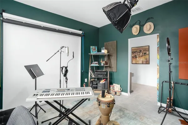 $3,300 | 6115 Claystone Way, Mount Dora, FL 32757