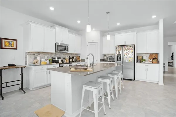 $3,300 | 6115 Claystone Way, Mount Dora, FL 32757