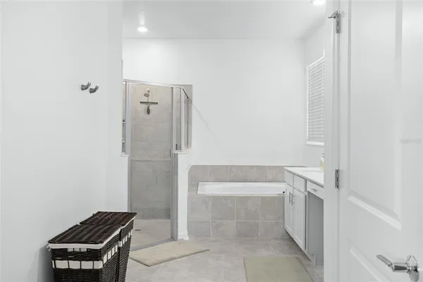 $3,300 | 6115 Claystone Way, Mount Dora, FL 32757