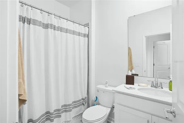 $3,300 | 6115 Claystone Way, Mount Dora, FL 32757