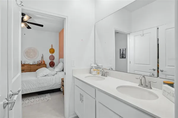 $3,300 | 6115 Claystone Way, Mount Dora, FL 32757