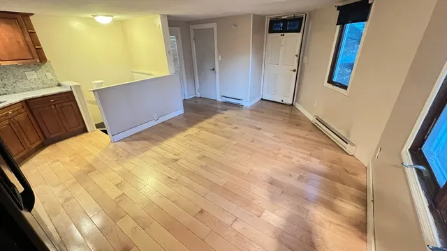 $2,125 | 38 Broadway, Unit 1, Beverly, MA 01915