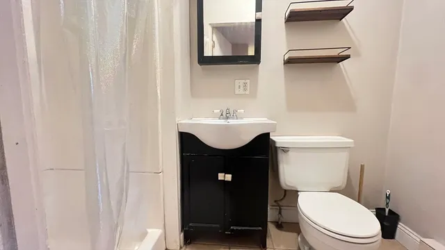 $2,125 | 38 Broadway, Unit 1, Beverly, MA 01915