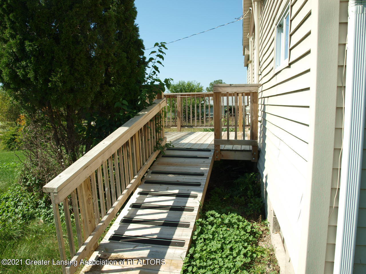 9581 East Prior Road Durand, MI 48429 - Photo 41 of 42 P9196614