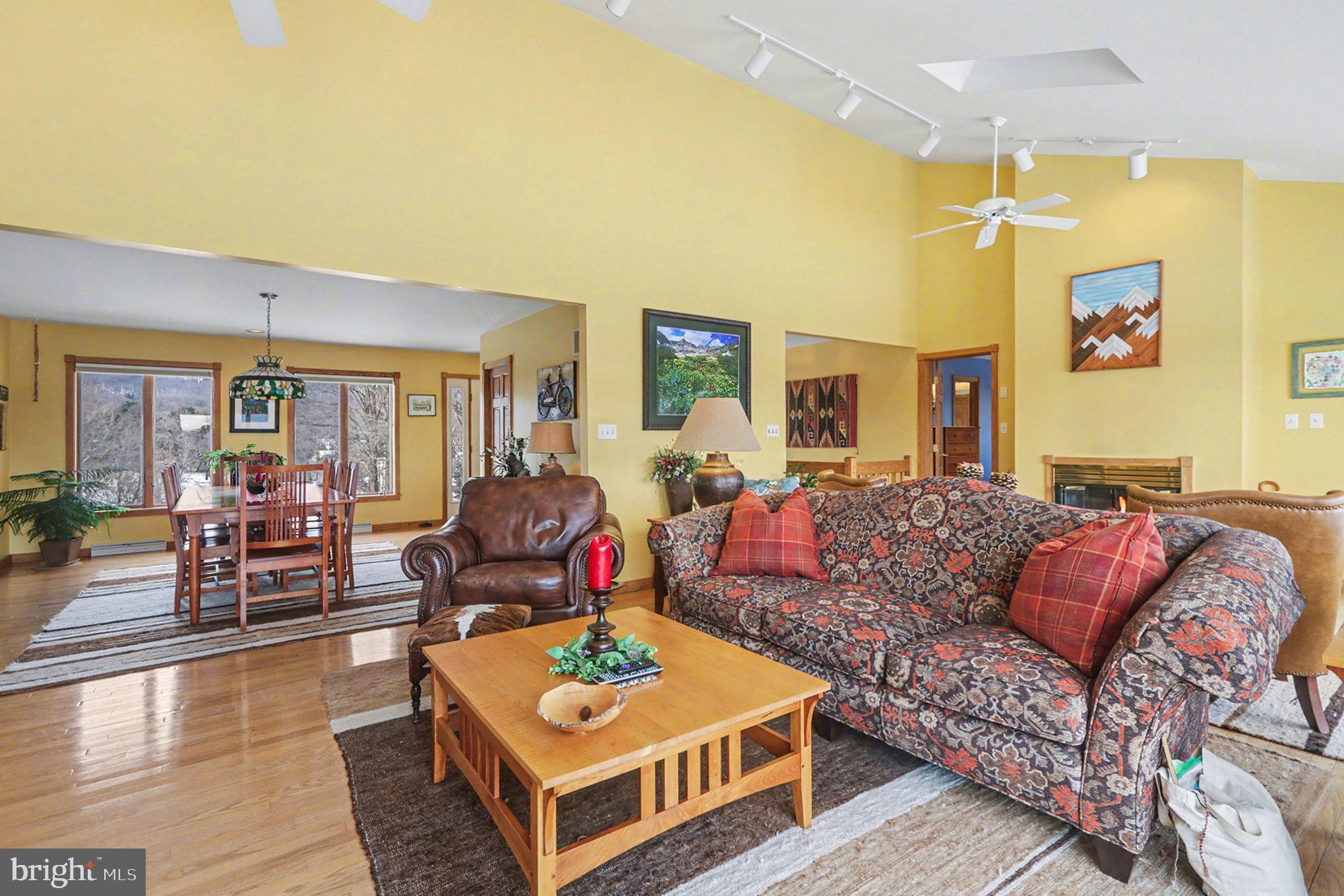 1481 South Mountain Road Dillsburg, PA 17019 - Photo 6 of 43