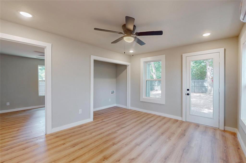 3624 Ruskin Street Dallas, TX 75215 - Photo 3 of 12 Dining area