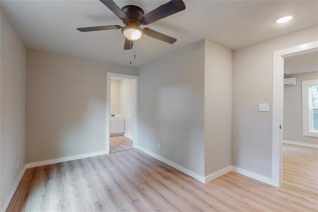 3624 Ruskin Street Dallas, TX 75215 - Photo 9 of 12 Primary Bedroom