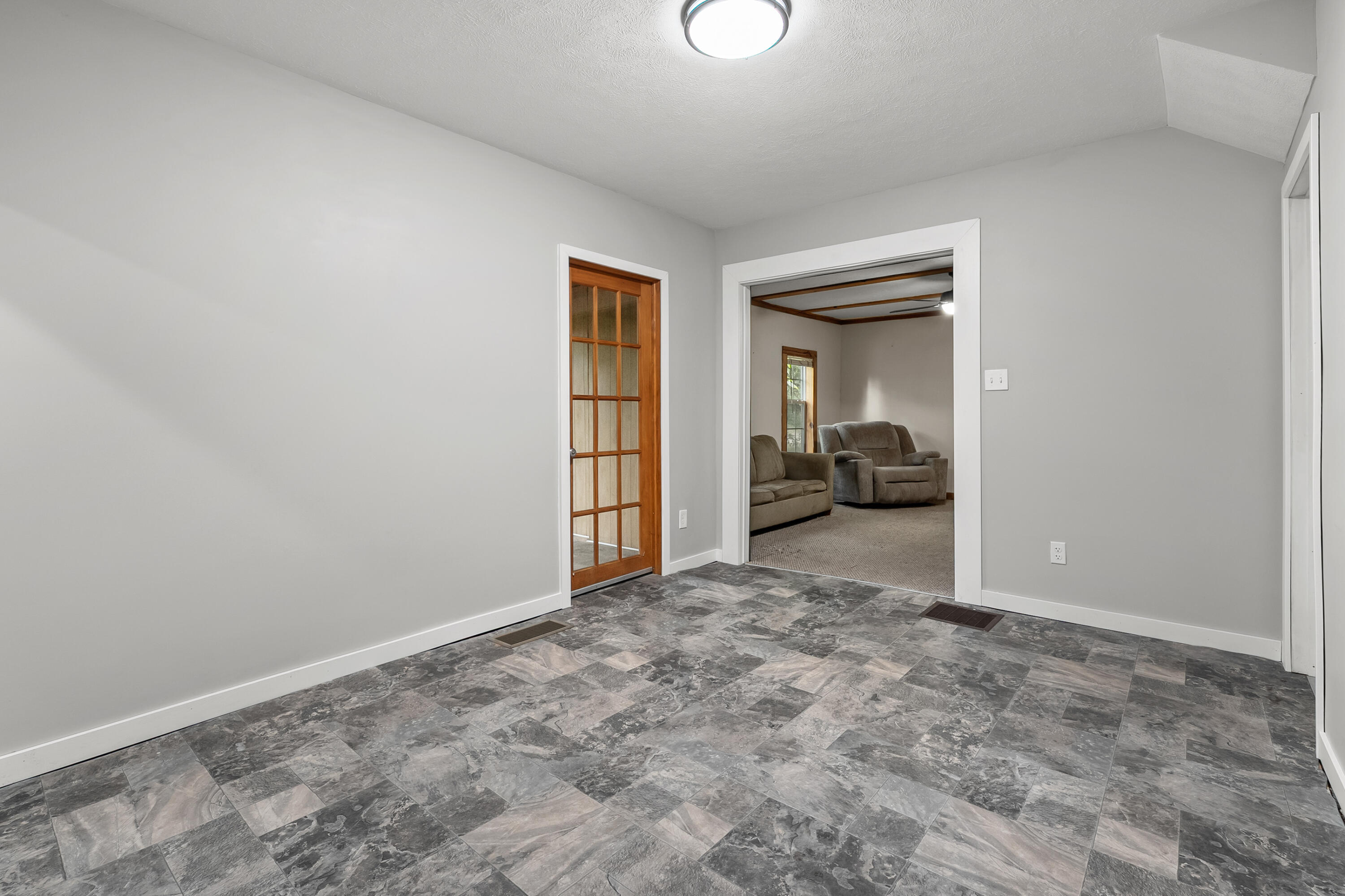 310 Cedar Street Decatur, MI 49045 - Photo 11 of 35 Cedar St 310 Decatur 49045-8