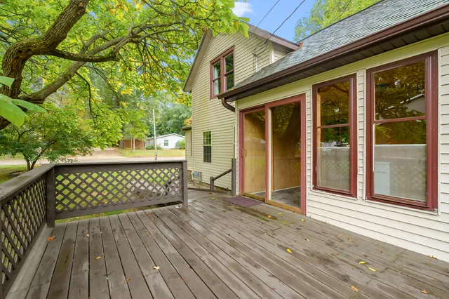 $160,000 | 310 Cedar Street, Decatur, MI 49045