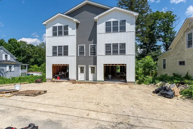 $479,900 | 17 Crosby Street, Unit A, Webster, MA 01570