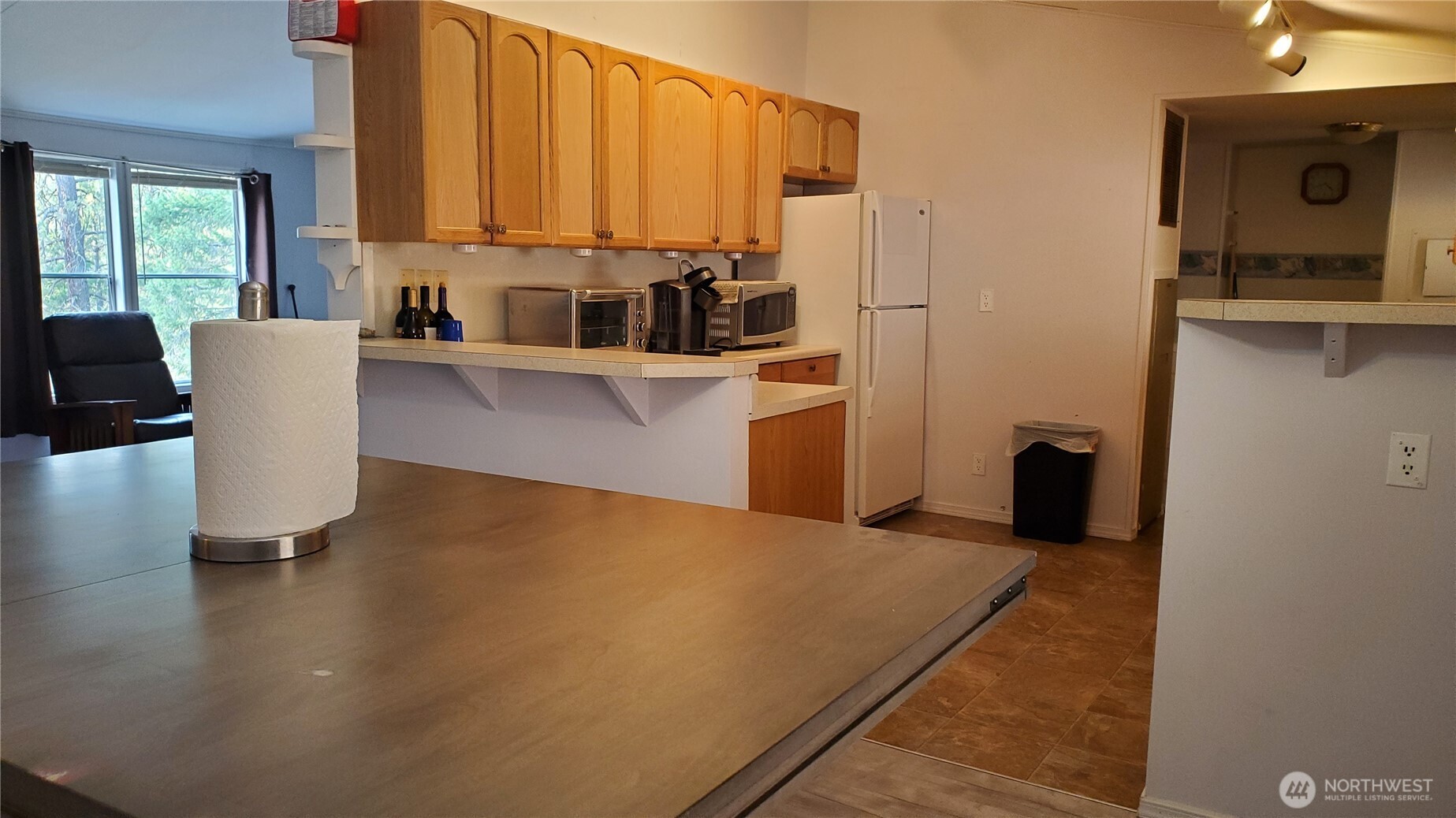 25619 Camp 12 Road Leavenworth, WA 98826 - Photo 6 of 29 a kitchen with a sink and cabinets
