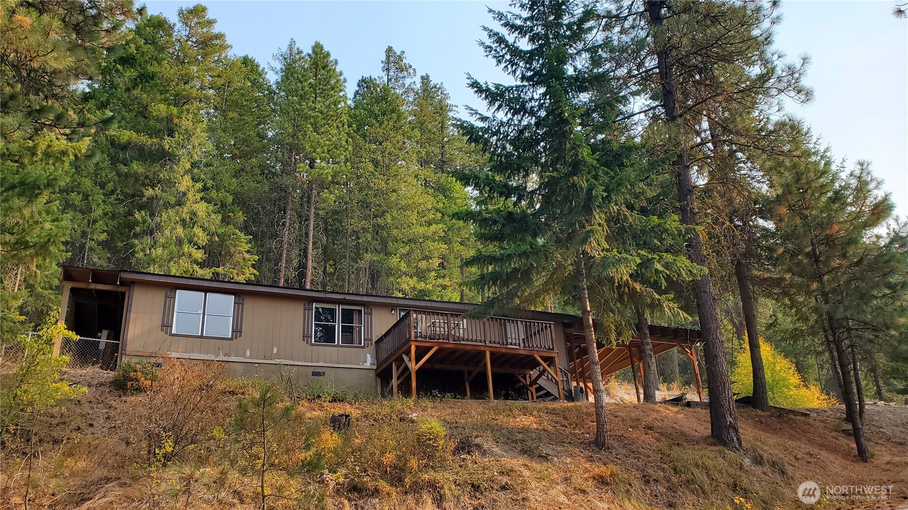25619 Camp 12 Road Leavenworth, WA 98826 - Photo 7 of 29 front view of a house with a yard