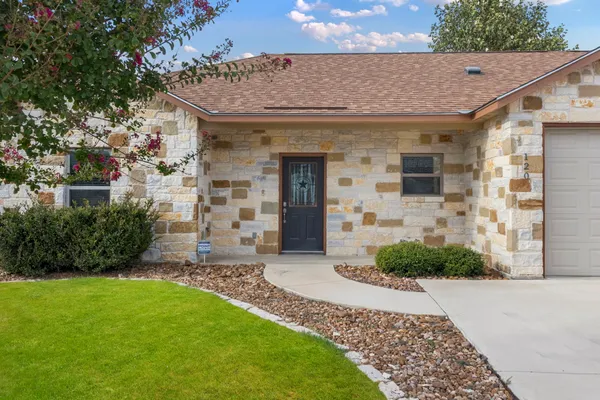 $225,000 | 120 Navarro Crossing, Seguin, TX 78155
