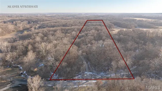 $250,000 | 3305 Brown Road, Brighton, IL 62012