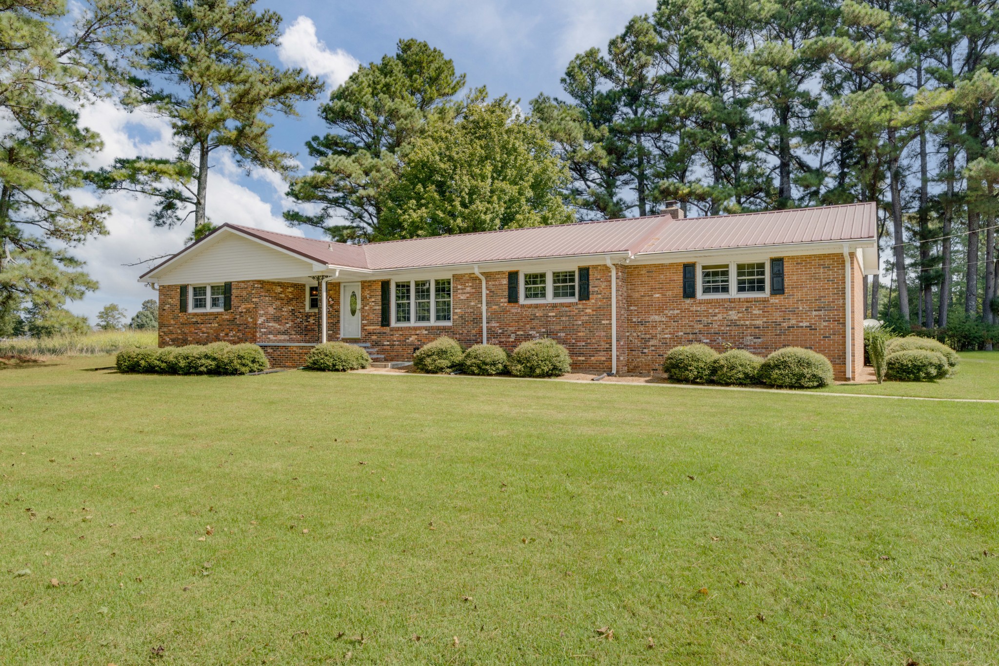 598 Old Huntsville Road Fayetteville, TN 37334 - Photo 2 of 48 Gallery Image 2