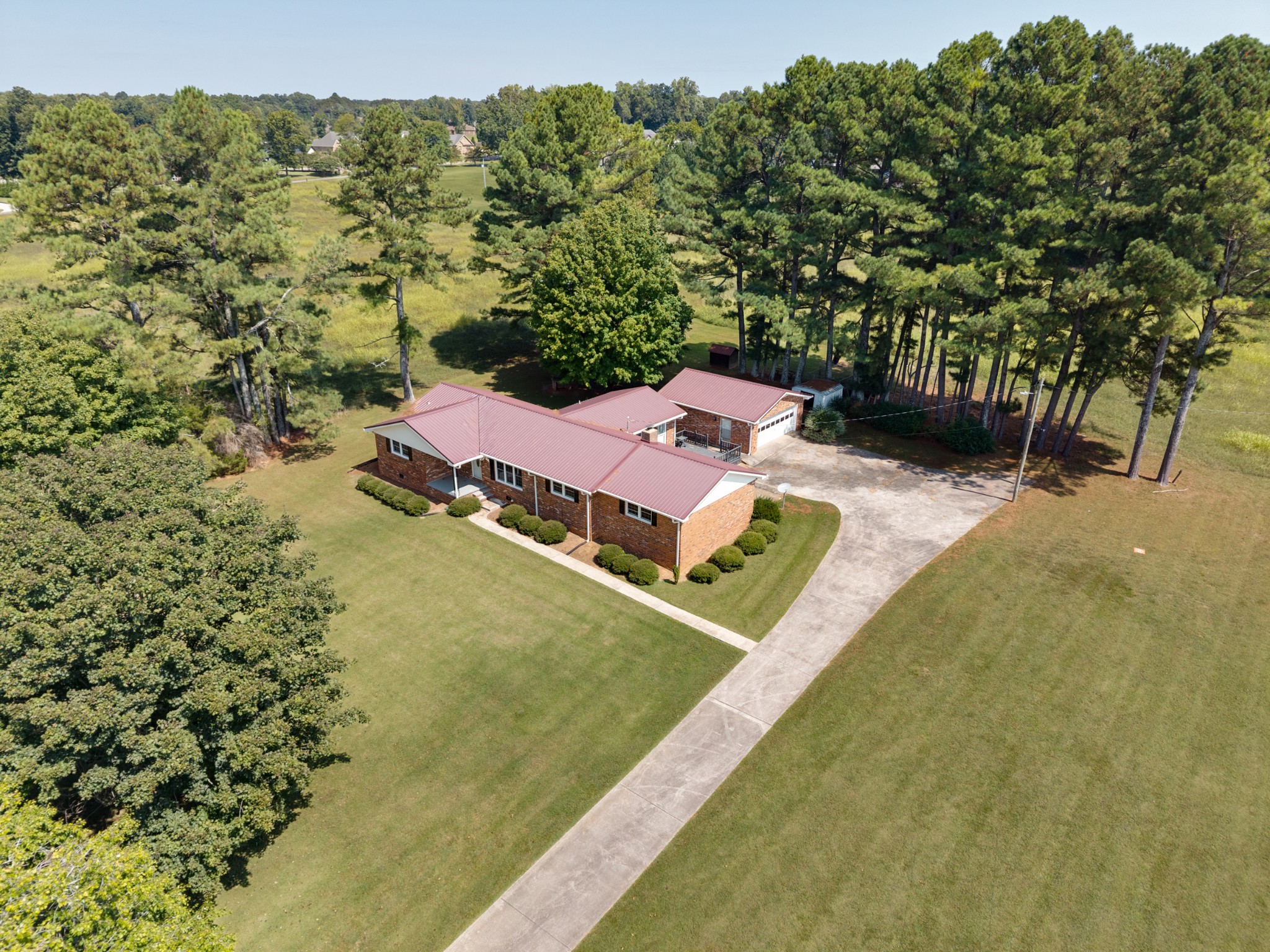 598 Old Huntsville Road Fayetteville, TN 37334 - Photo 5 of 48 Gallery Image 5
