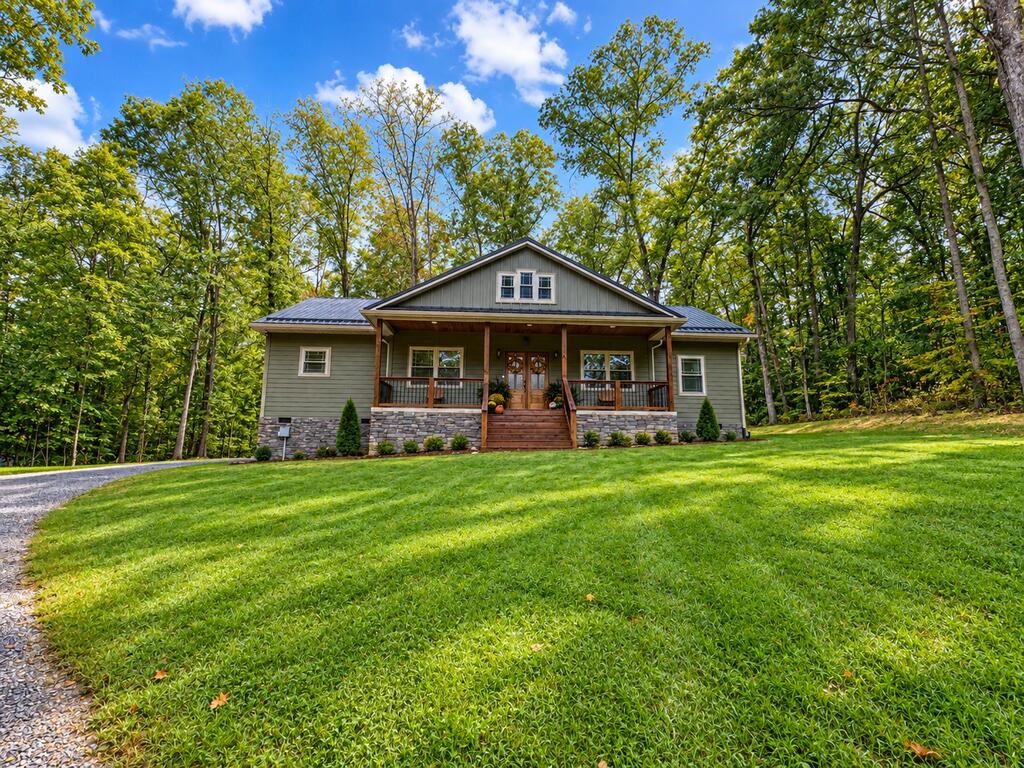 64 Red Oak Road Fayetteville, WV 25840 - Photo 1 of 29 Gallery Image 1