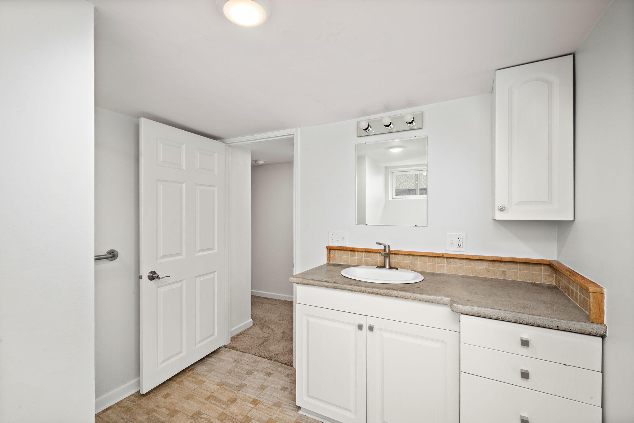 583 Pascal Street North St. Paul, MN 55104 - Photo 22 of 32