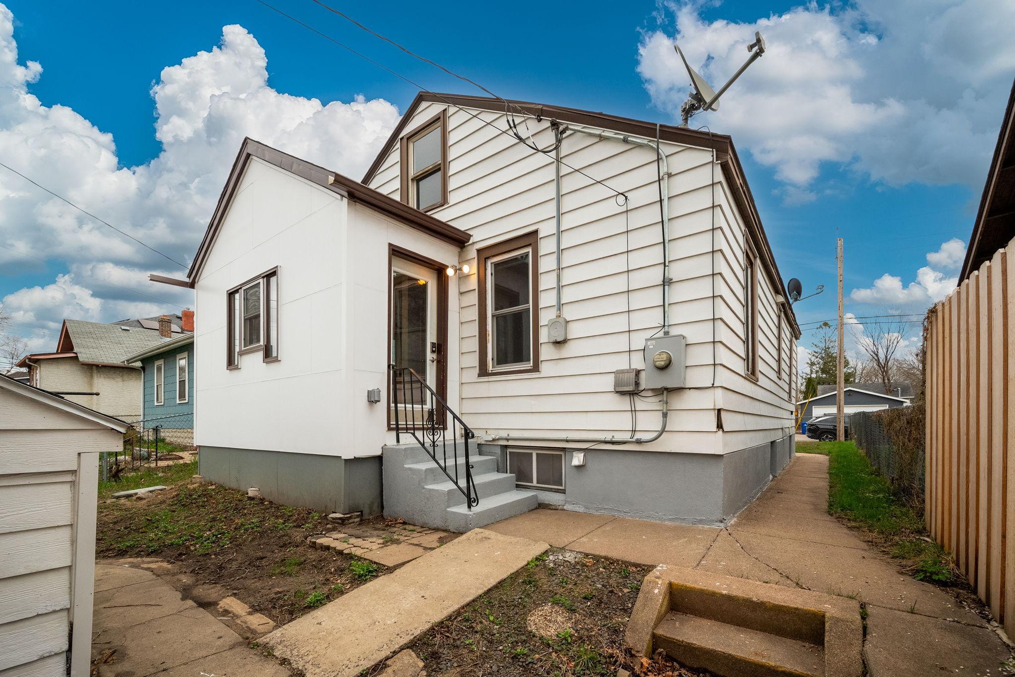 583 Pascal Street North St. Paul, MN 55104 - Photo 27 of 32