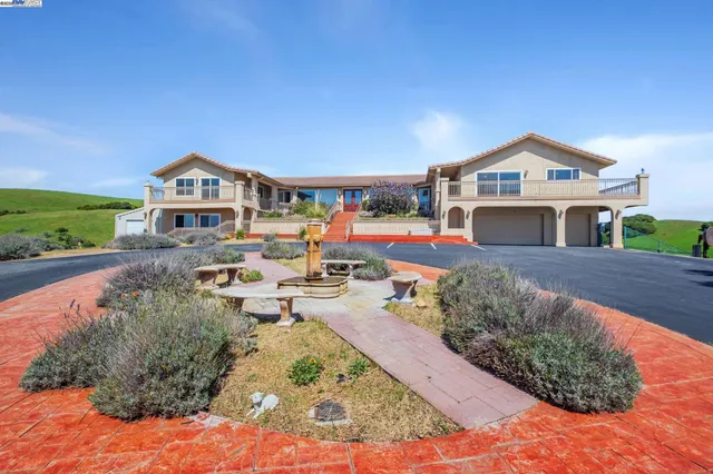 $4,888,888 | 41794 Vargas Road, Fremont, CA 94539