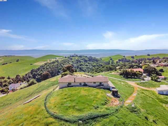 $4,888,888 | 41794 Vargas Road, Fremont, CA 94539