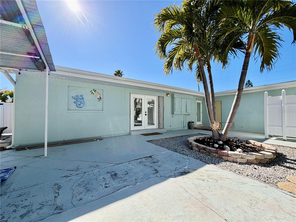 13299 3rd Street East, Unit S Madeira Beach, FL 33708 - Photo 14 of 20