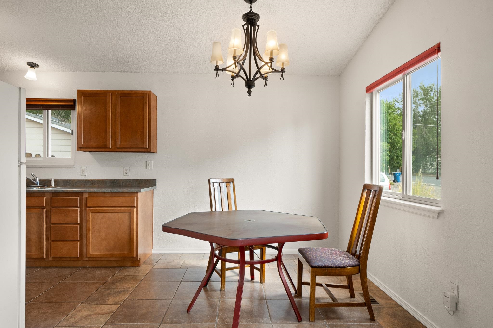 621 32 Road Clifton, CO 81520 - Photo 7 of 21 Gallery Image 7