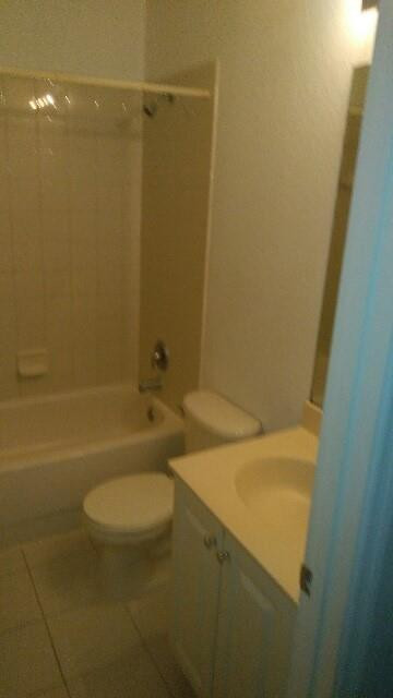 3624 Oleander Terrace, Unit 3624 Riviera Beach, FL 33404 - Photo 8 of 9 Photo 8