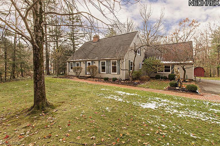 4080 Giles Road Chagrin Falls, OH 44022 - Photo 1 of 25 Gallery Image 1