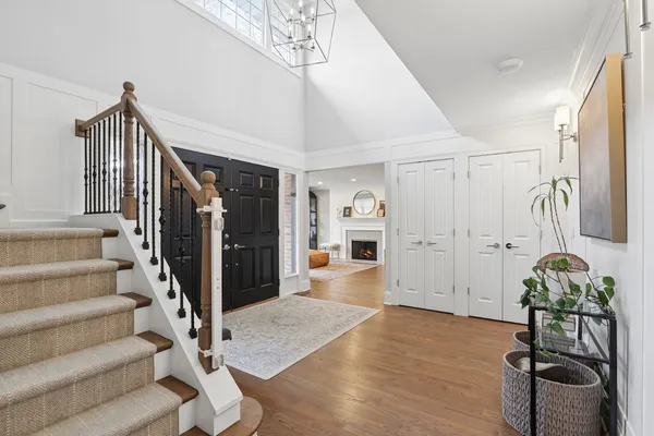 $1,050,000 | 1285 Warwick Court, Deerfield, IL 60015