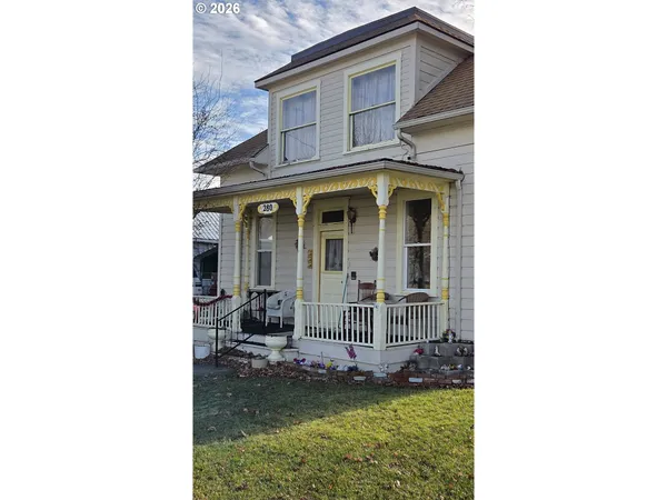 $199,000 | 280 Water Street, Heppner, OR 97836
