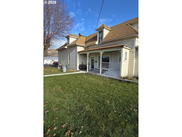 $199,000 | 280 Water Street, Heppner, OR 97836