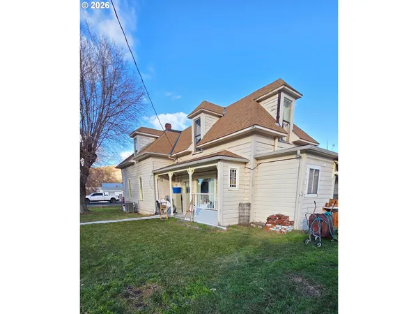 $199,000 | 280 Water Street, Heppner, OR 97836