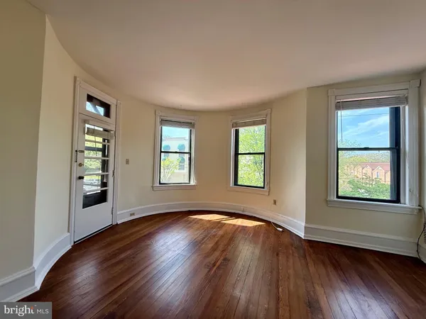 $2,150 | 1610 North Broom Street, Unit 2, Wilmington, DE 19806