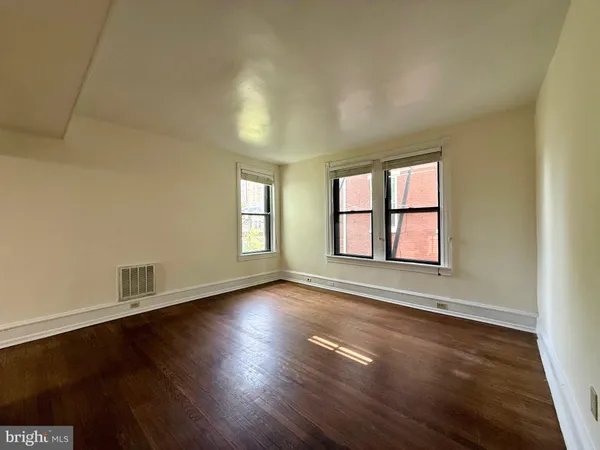 $2,150 | 1610 North Broom Street, Unit 2, Wilmington, DE 19806