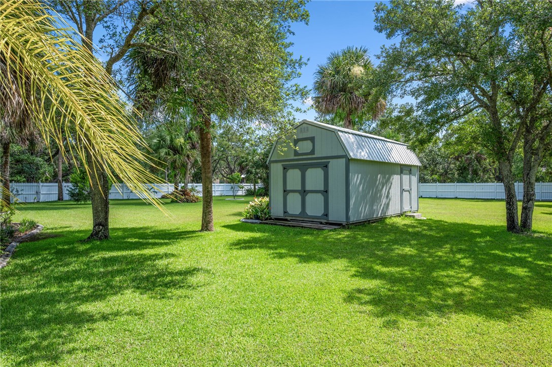 9495 Fleming Grant Road Micco, FL 32976 - Photo 23 of 26 Gallery Image 23