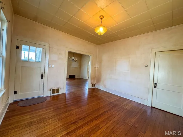 $129,000 | 1060 Market Street, Ste. Genevieve, MO 63670