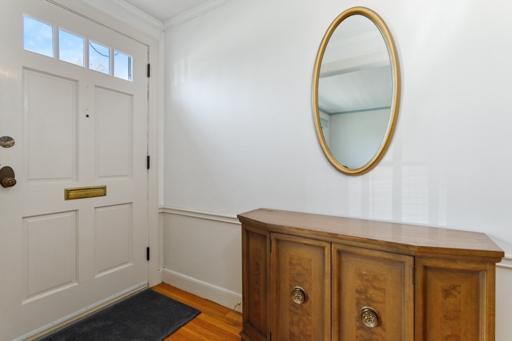 31 Hillcrest Road Wakefield, MA 01880 - Photo 7 of 31 Gallery Image 7