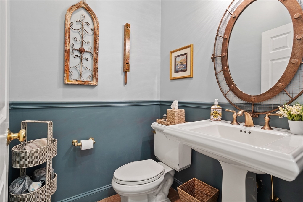 35 Fieldstone Farm Road Sudbury, MA 01776 - Photo 15 of 42