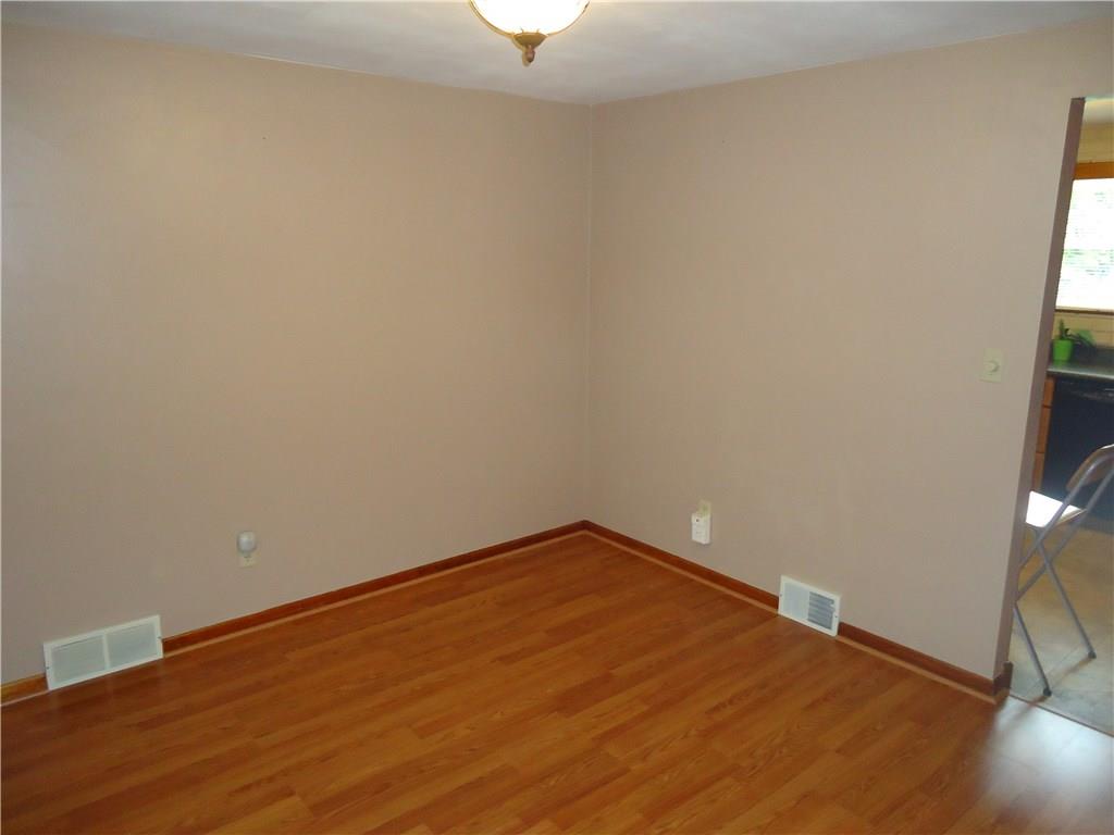 221 Greenfield Road Derry, PA 15627 - Photo 6 of 10 DINING ROOM