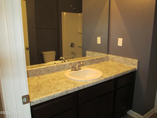 $2,350 | 7329 Port Pl Street, Southport, FL 32409