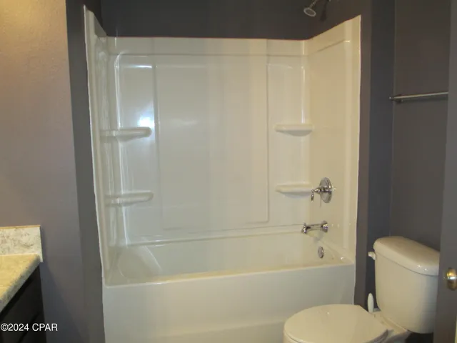 $2,350 | 7329 Port Pl Street, Southport, FL 32409