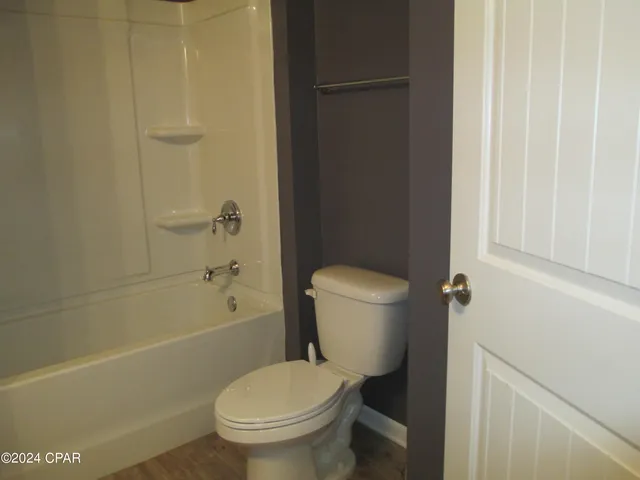 $2,350 | 7329 Port Pl Street, Southport, FL 32409