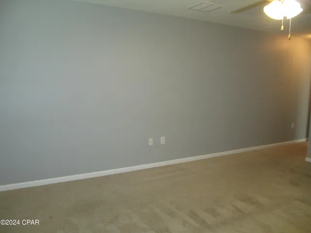 $2,350 | 7329 Port Pl Street, Southport, FL 32409