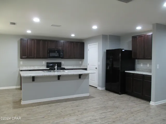 $2,350 | 7329 Port Pl Street, Southport, FL 32409