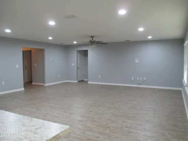 $2,350 | 7329 Port Pl Street, Southport, FL 32409